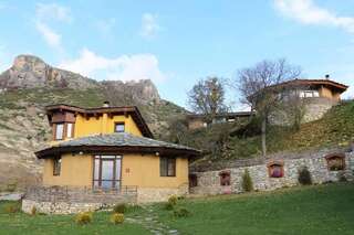 Дома для отпуска Eco Village Under the Cliffs Ilindentsi Two-Bedroom House "The Pond"-15